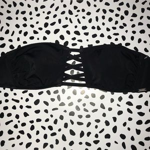 CRISS CROSS STRAPLESS BIKINI TOP